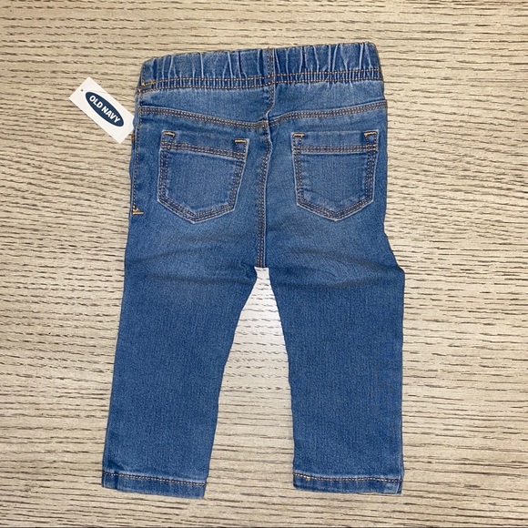 Old Navy Baby Girl’s Jeggings - Picture 10 of 10